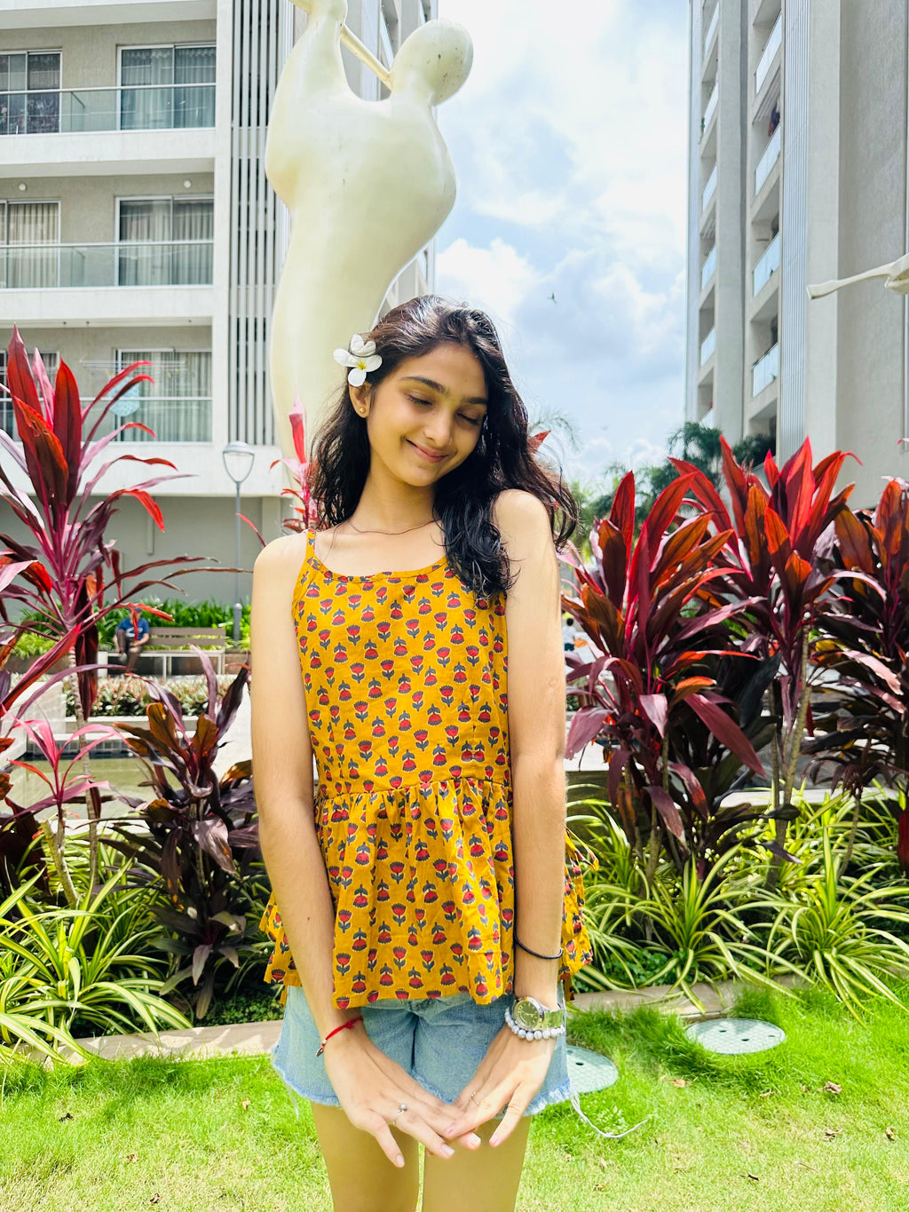 Bow down to the Queen- Mustard Yellow