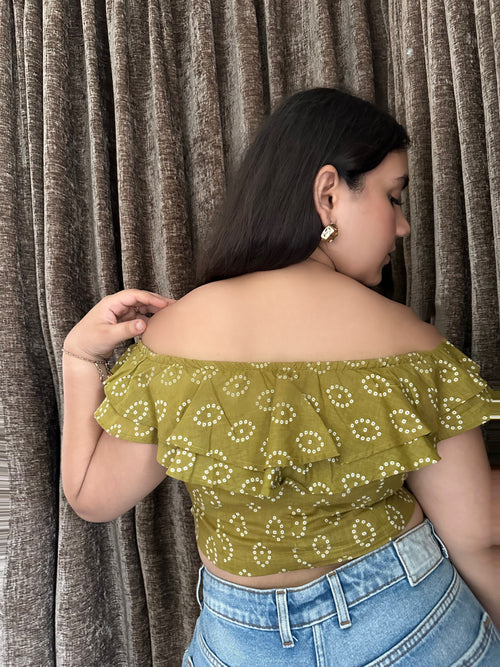 All Eyes On Her – Top