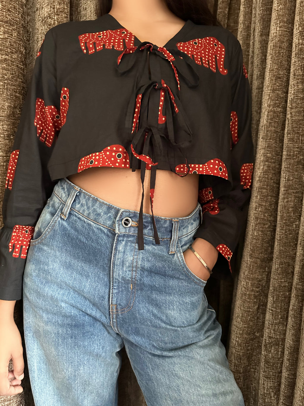 Hangout with Hathi – Top